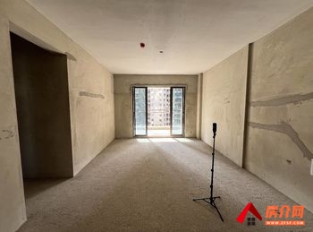 星筑中央公园小区房屋出售，钟山星筑中央公园，3室2厅，报价：55.8万元