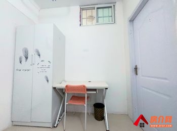 六合幸福门(三期)小区房屋出租，郑州中原六合幸福门(三期),3室0厅房子出租(合租)，欢迎联系