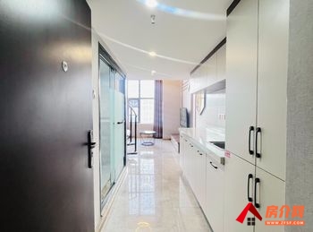 昆明五华新城吾悦广场(商住楼) 1室1厅房子出租(整租)，租金每月1400元