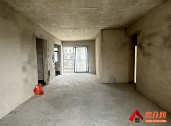 恒隆共青湖山庄小区房屋出售，江城恒隆共青湖山庄，4室2厅，报价：79.5万元