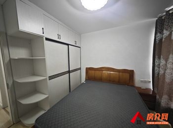 （星颐华府小区房屋出租）开发区星颐华府，3室2厅房子出租(整租)，租金每月2300元