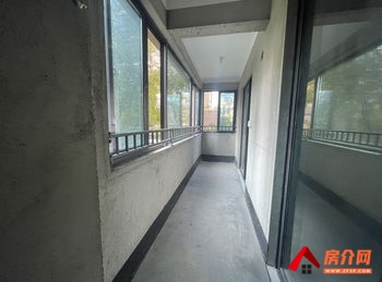 春江花月小区房屋出售，蚌埠淮上春江花月 3室2厅，报价：69.8万元