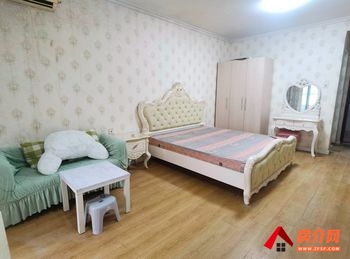 徐州云龙绿地世纪城(北区),1室1厅房子出租(整租)，租金每月1200元
