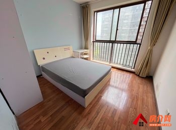 成都天府新区慕和南道 1室1厅房子出租(合租)，租金每月590元