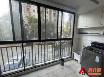 潜江园林水岸尚品,3室2厅房子出租(整租)，租金每月2200元
