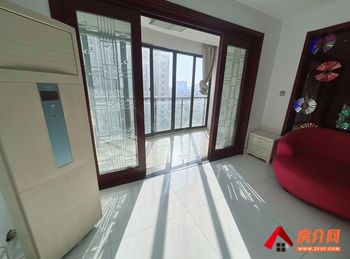 常熟信泰城市之光，3室2厅房子出租(整租)，租金每月3300元