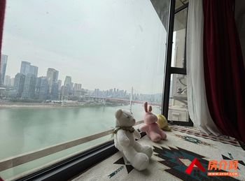 渝中圣地大厦，2室1厅房子出租(合租)，租金每月600元