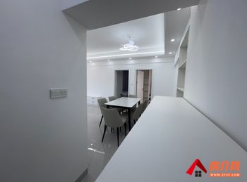 嘉沣城市广场小区房屋出租，芒市嘉沣城市广场，3室2厅房子出租(整租)，欢迎联系