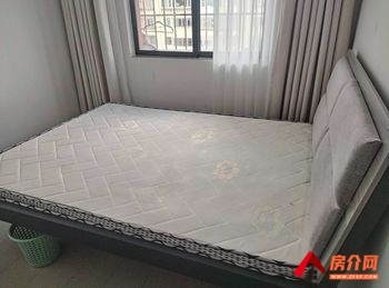 昆明西山广发花园,3室1厅房子出租(合租)，租金每月400元