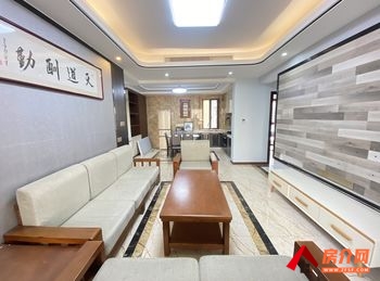 章江新区中环中央城(A区)，4室2厅房子出租(整租)，租金每月2500元