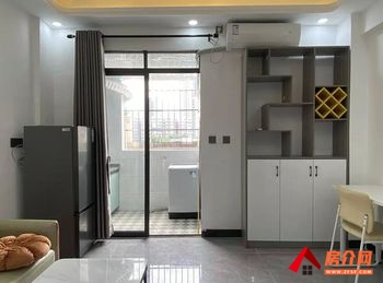 柳州城中青云路67号住宅楼 1室1厅房子出租(整租)，租金每月899元
