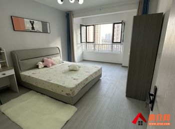 颐和尚城三区小区房屋出租，新华颐和尚城三区，5室1厅房子出租(合租)，欢迎联系
