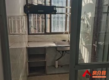 思茅嘉湖小区，1室1厅房子出租(整租)，租金每月700元
