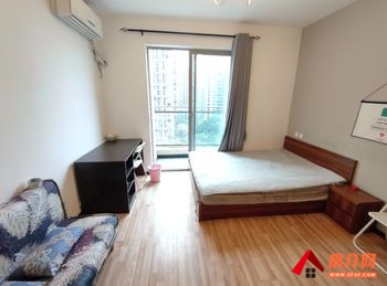 成都高新区中海兰庭,3室2厅房子出租(合租)，租金每月680元