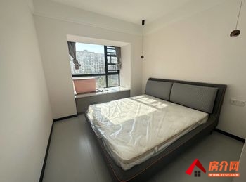 安源学府湖畔，3室2厅房子出租(整租)，租金每月2200元