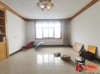 曲靖麒麟物资总公司宿舍南院,3室2厅房子出租(整租)，租金每月750元