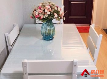 巢湖北门嘉和花园 1室1厅房子出租(整租)，租金每月1300元