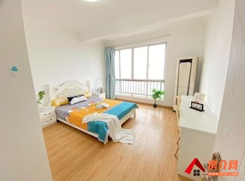 鼓楼中保华庭，3室1厅房子出租(合租)，租金每月1100元