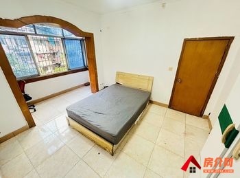 （共和村职工住宿区小区房屋出租）武侯共和村职工住宿区，3室1厅房子出租(整租)，租金每月2200元