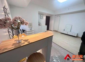 （绿地世纪城(商住楼)小区房屋出租）云龙绿地世纪城(商住楼)，1室1厅房子出租(整租)，租金每月1750元