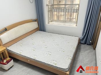 宛城广场北安置小区，3室1厅房子出租(合租)，租金每月350元