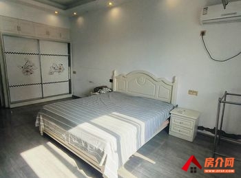 沭阳新城市商业广场，1室1厅房子出租(整租)，租金每月1000元
