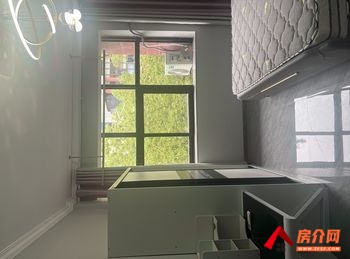 张家港公园新村(杨舍)，4室1厅房子出租(合租)，租金每月899元