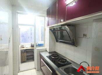 大庆龙凤凤阳三区,1室1厅房子出租(整租)，租金每月660元