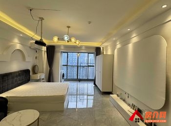 南明花果园J区(商住楼)，1室0厅房子出租(合租)，租金每月550元