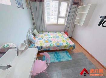 米东红光雅居C区，4室1厅房子出租(合租)，租金每月500元