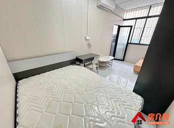 龙岗龙岗富康路工业区，1室0厅房子出租(整租)，租金每月800元