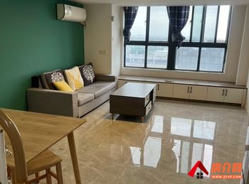 （攀华国际广场小区房屋出租）苏州张家港攀华国际广场 2室1厅房子出租(整租)，租金每月2000元