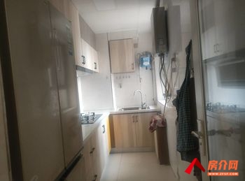 幸福路新苑名豪一区，2室2厅房子出租(整租)，租金每月1300元