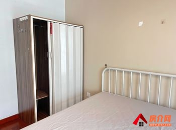浦口天润城第一街区，3室1厅房子出租(合租)，租金每月450元