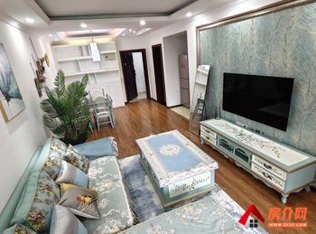 南明花果园E区，3室2厅房子出租(合租)，租金每月530元