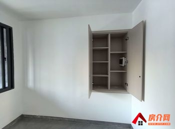 公交公司生活区小区房屋出售，玉溪红塔公交公司生活区,2室1厅，报价：33万元