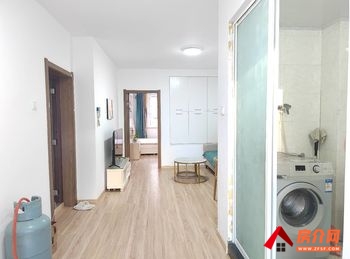 （金岸名苑枫景轩小区房屋出租）吉林船营金岸名苑枫景轩,1室1厅房子出租(整租)，租金每月800元