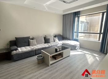 泰业国际广场铭园小区房屋出售，大理市泰业国际广场铭园，3室2厅，报价：125万元