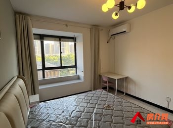 经济开发区新维铂晶国际，4室2厅房子出租(合租)，租金每月600元