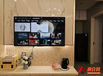 普兰店御景湾(四期)，1室1厅房子出租(整租)，租金每月1800元
