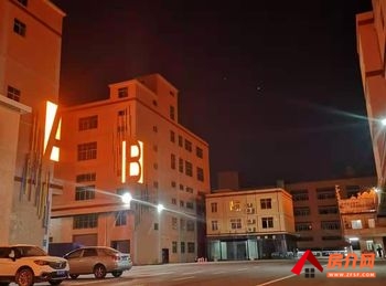 增城新塘10000m²厂房出租，参考报价：面议