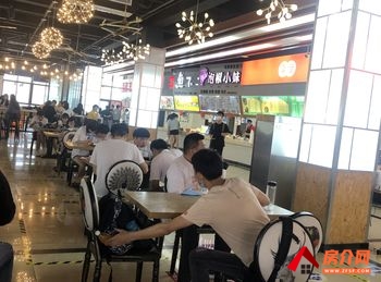云岩贵乌路56m²商铺出租，参考报价：2000元/月