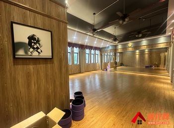 惠城河南岸430m²商铺出租，参考报价：面议