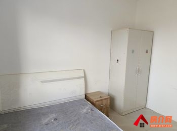 和田市丽景嘉苑，5室1厅房子出租(合租)，租金每月650元