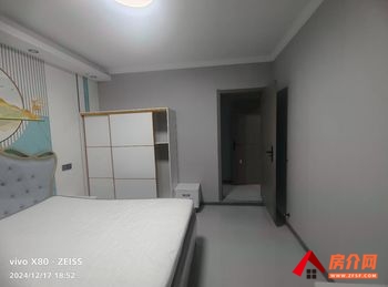 苏州张家港锦绣花苑(三期),3室0厅房子出租(合租)，租金每月1100元