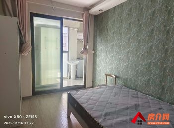 张家港翡翠公馆，5室1厅房子出租(合租)，租金每月700元
