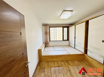 中豪城市之星小区房屋出售，乌兰浩特中豪城市之星，2室1厅，报价：63万元
