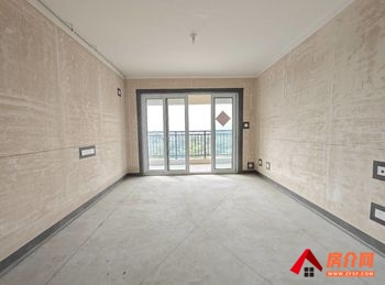 碧桂园柏悦华府小区房屋出售，句容碧桂园柏悦华府，3室2厅，报价：68万元