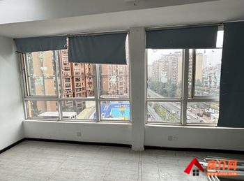 财智中心200m²写字楼出租，参考报价：4600元/月