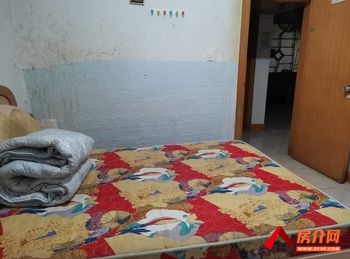 巴中巴州通佛路电力小区,6室1厅房子出租(合租)，租金每月550元